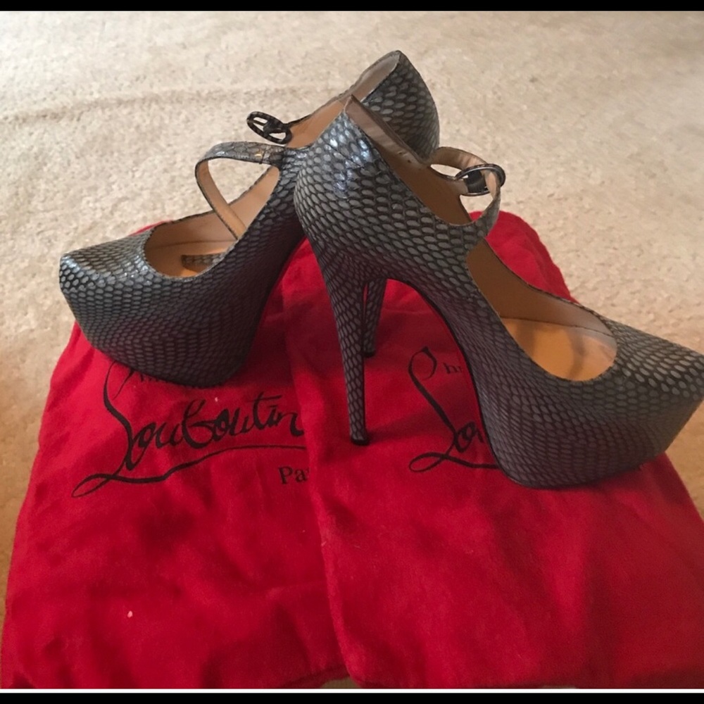 (Authentic) Christian Louboutin Platform Heels